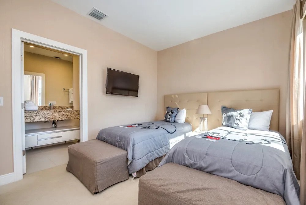 Magic Village Resort 4 Bdrm Townhome