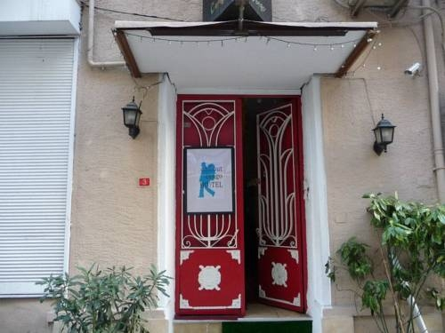 Chillout Cengo Hostel