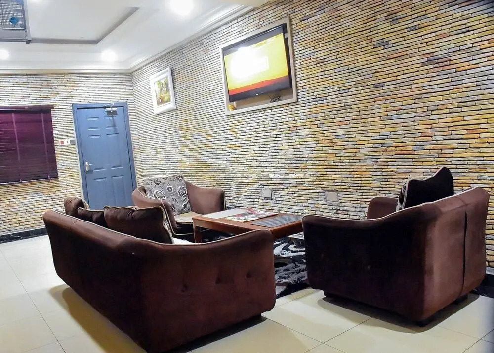 Yewa Frontier Hotel