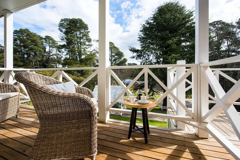 Lake Daylesford Apartment 2A