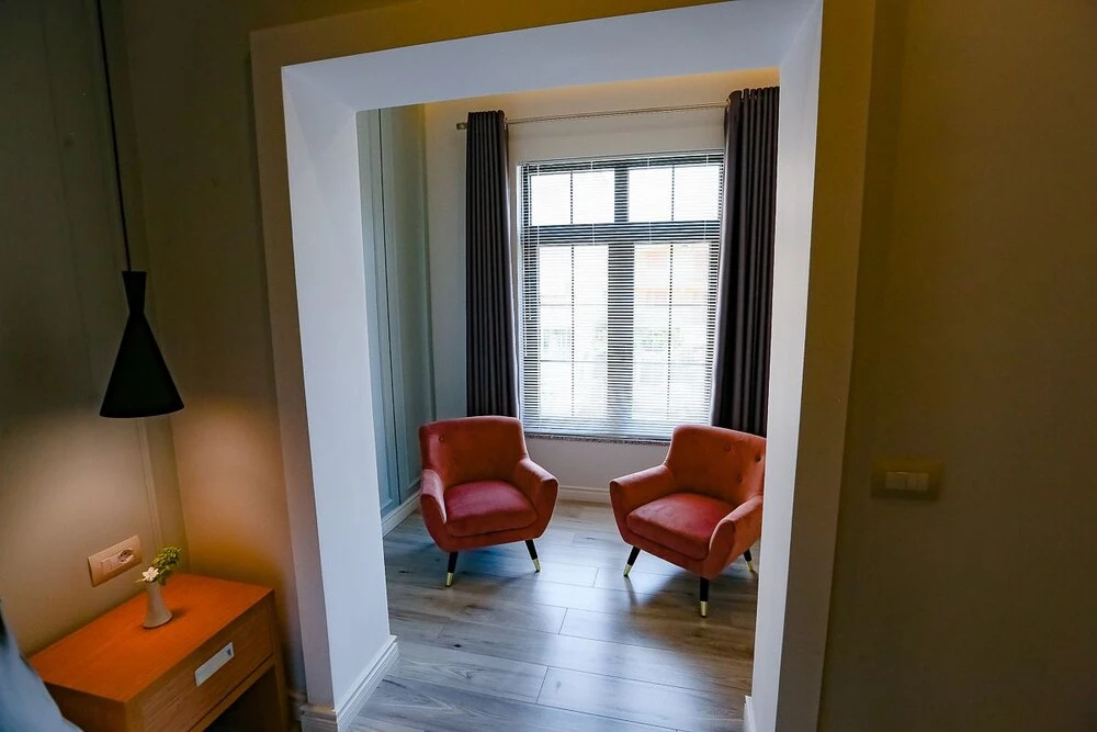Home Hotel