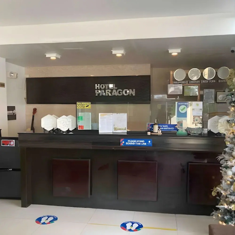The Paragon Hotel and Restaurant