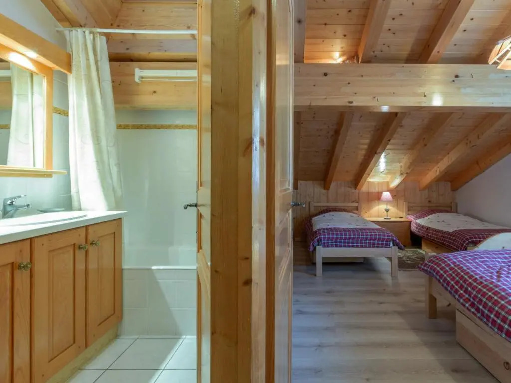 Appartement La Clusaz, 4 pièces, 8 personnes - FR-1-304-145