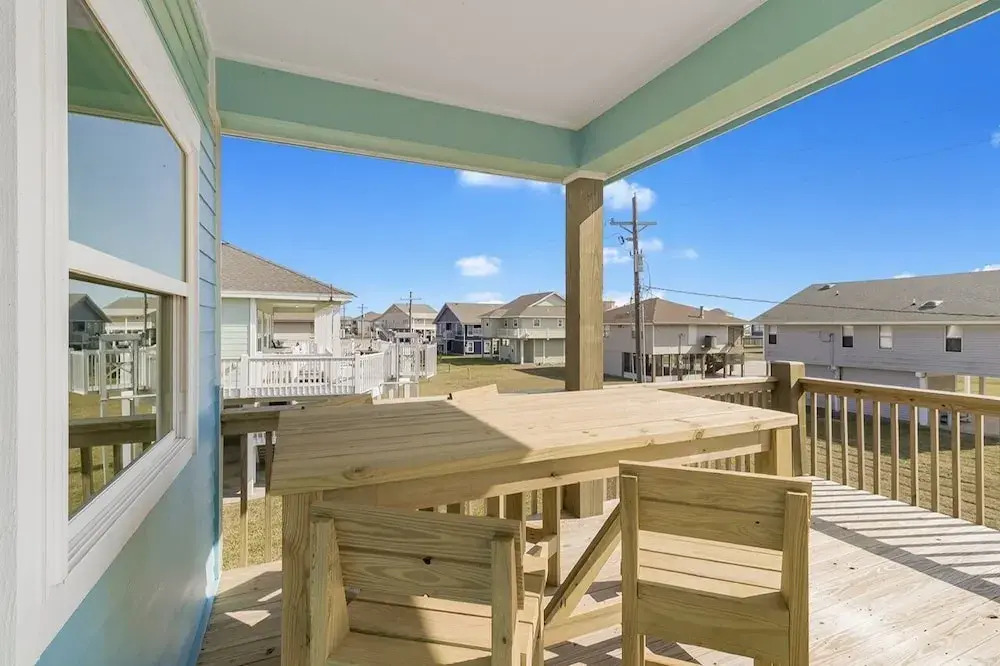 Tideâs Up 3 Bedroom Home by RedAwning