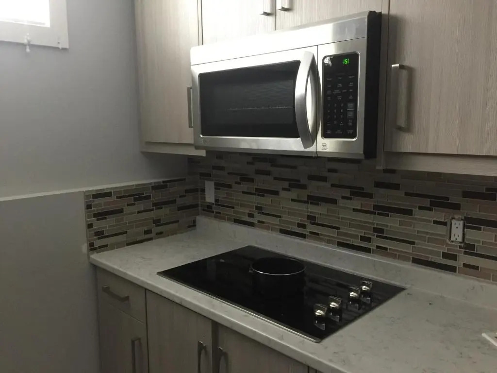 Three-Bedroom House with Balcony #33 Sunalta Downtown