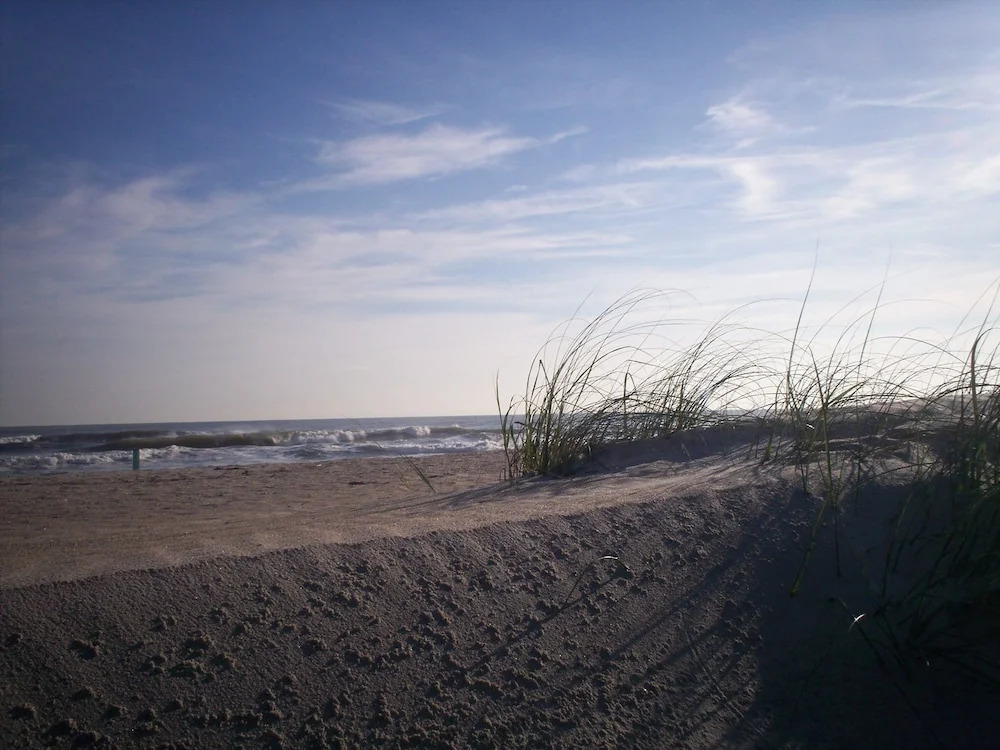 219 Surfside - 2 Br Condo