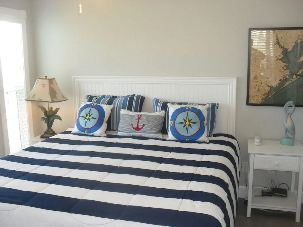 Seascape 2114 - 2 Br Condo