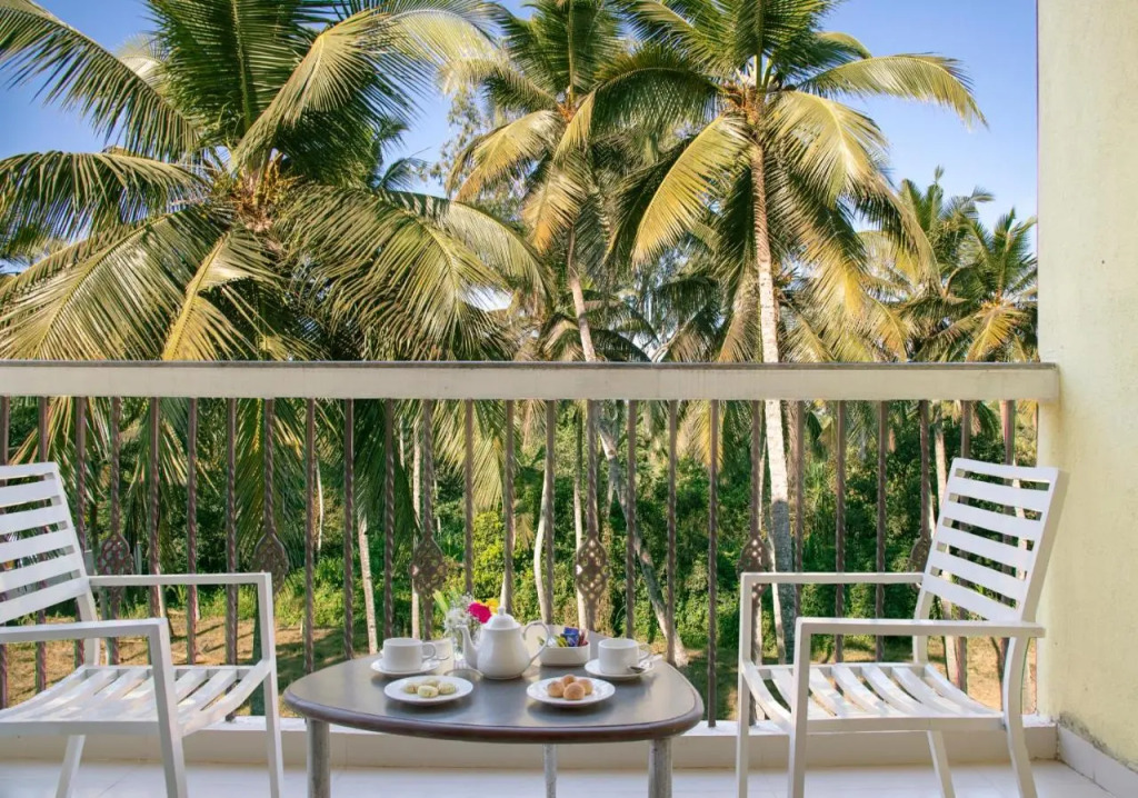 Sea Breeze Sarovar Portico Varca Goa