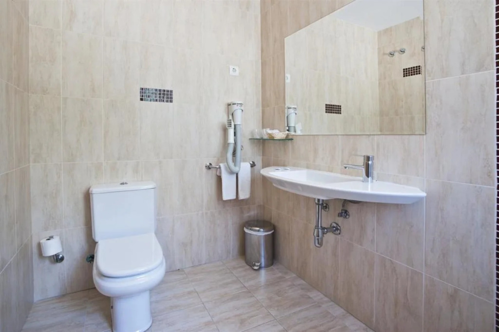 Hostal T4