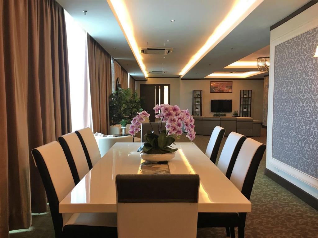 Kinta Riverfront Hotel & Suites