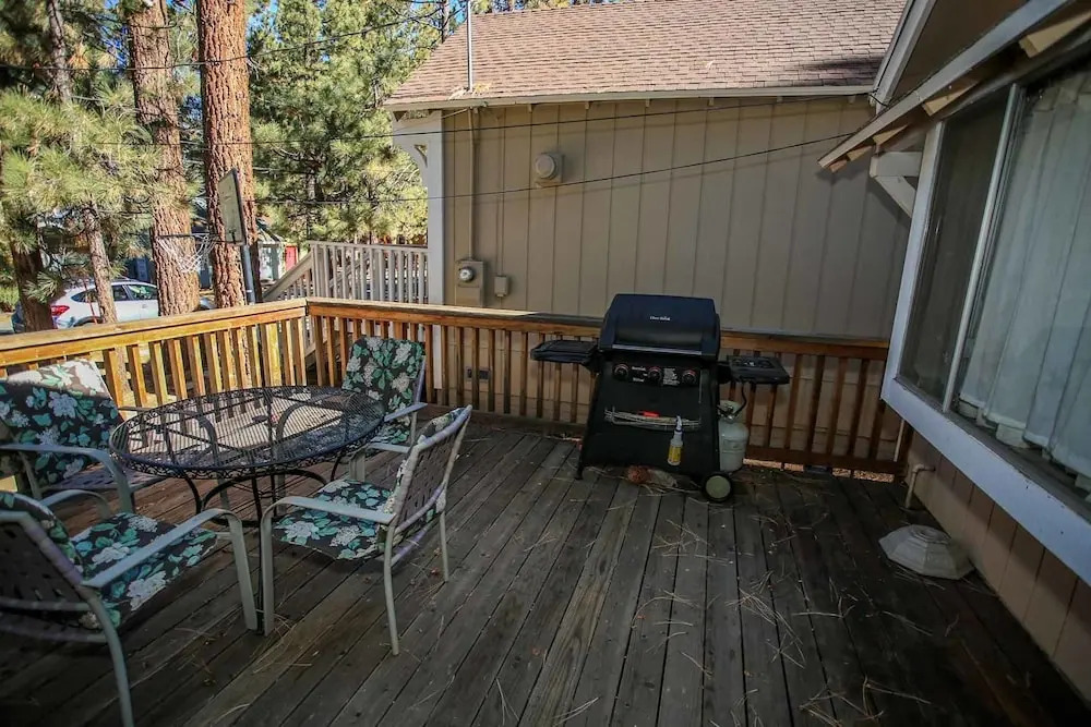 Moonridge Mile 2 Bedrooms 1 Bathroom Home