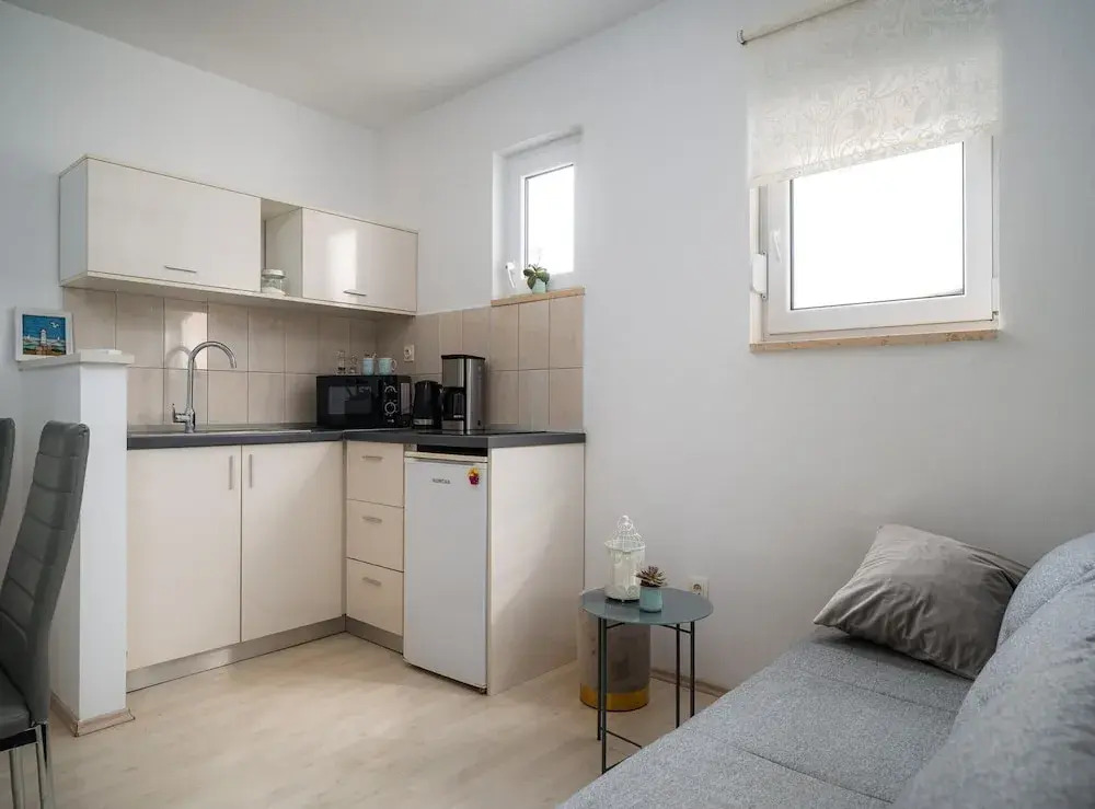Beautiful Apartment With Parking Space