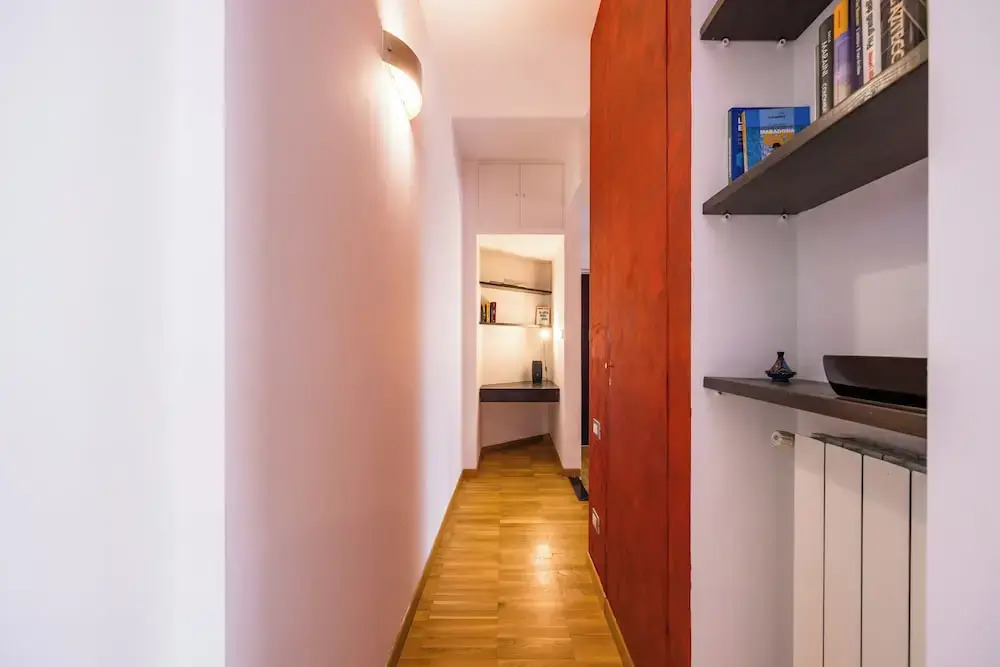Fresh and Trendy Flat at Vomero