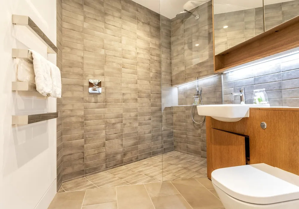 Hoxton Press by Servprop