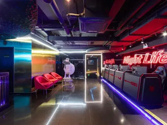 J e-sports Hotel (Shanghai Songjiang University Town)