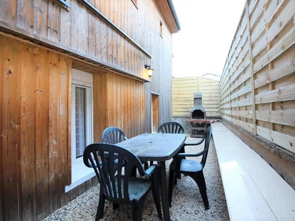 Appartement La Bourboule, 3 pièces, 5 personnes - FR-1-608-128