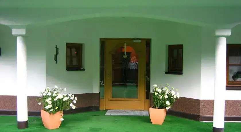 Pension Alpin