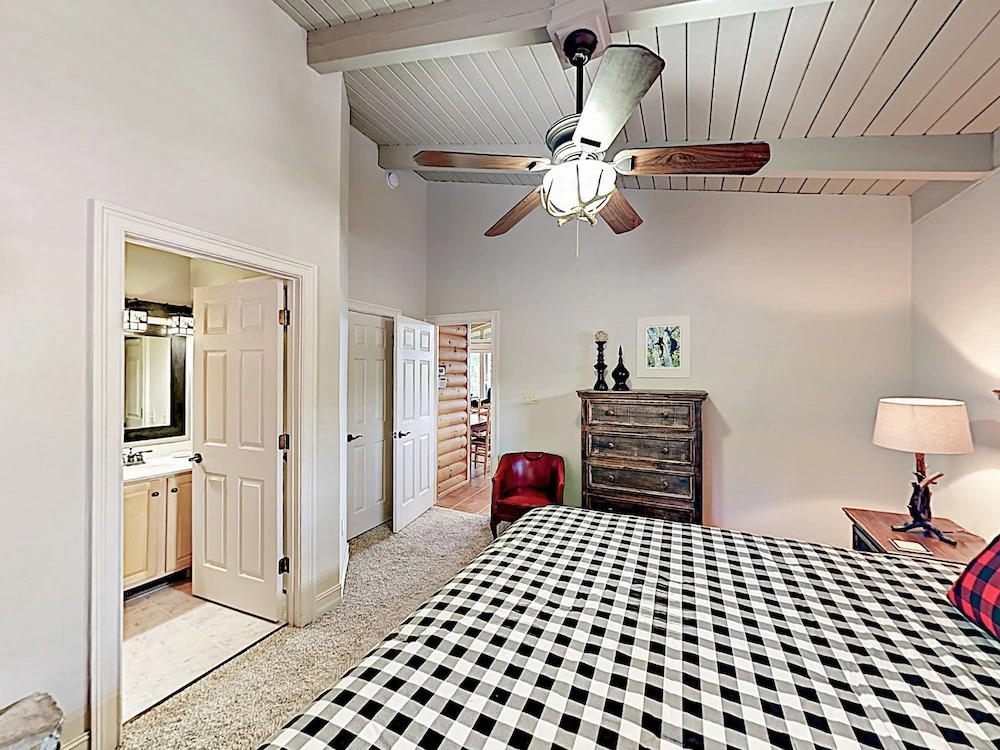 1455 Gatlinburg - 3 Br Cabin