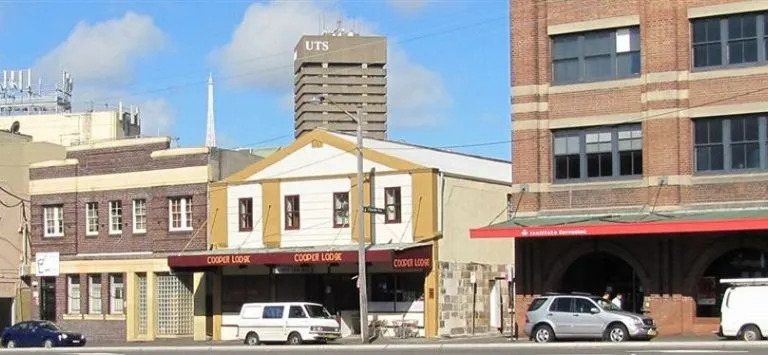 Mad Monkey Broadway