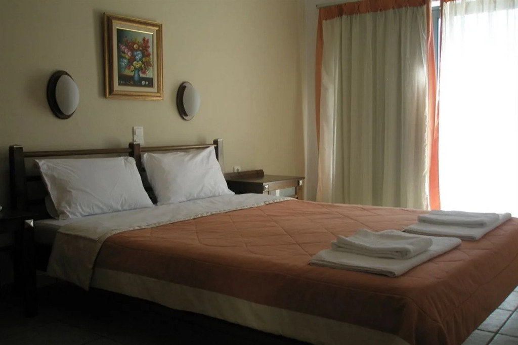 Sunrise Suites & Apartments