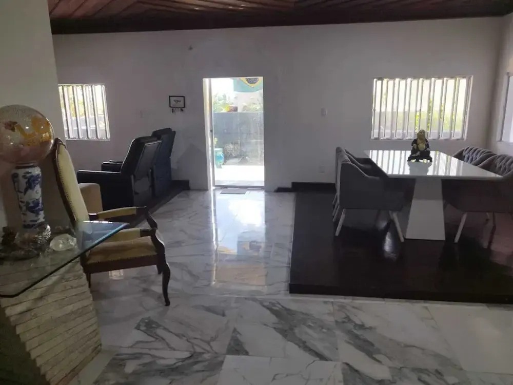 Casa com Piscina 50000 lts Área Gourmet