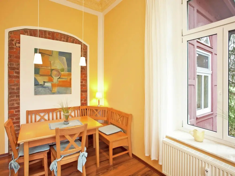 Moderne Villa in Borstendorf mit Park