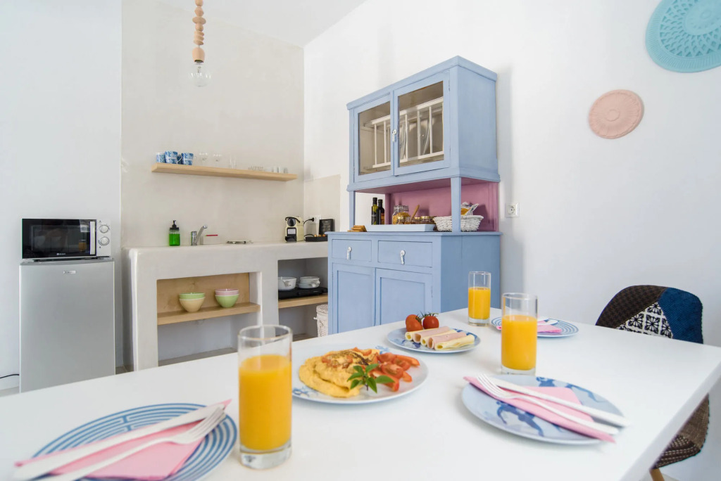 LAGADI SUITES by K&K