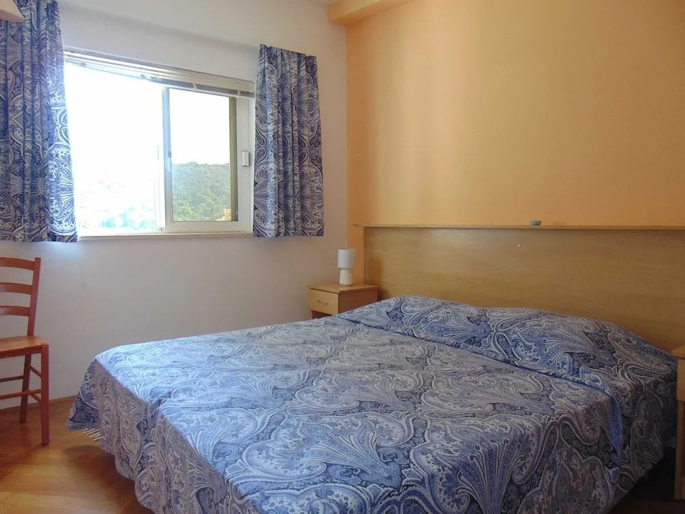 Apartments Elelu