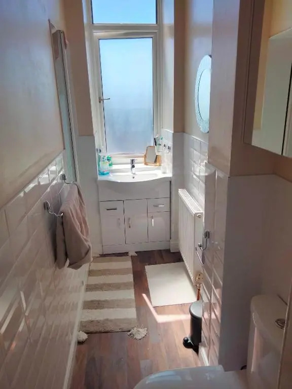 Spacious flat in Bridgeton, Glasgow