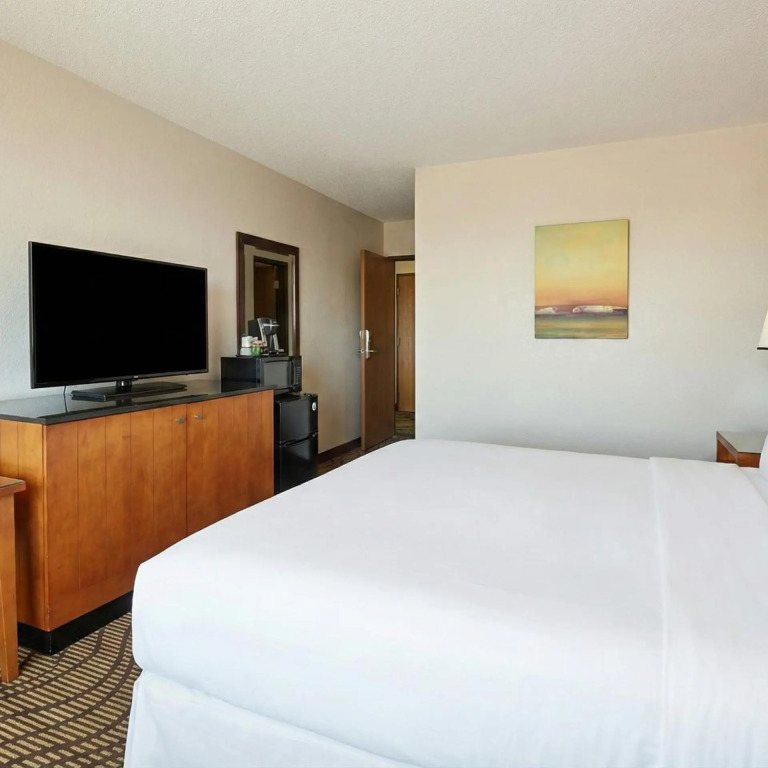 Oscoda Lakeside Hotel