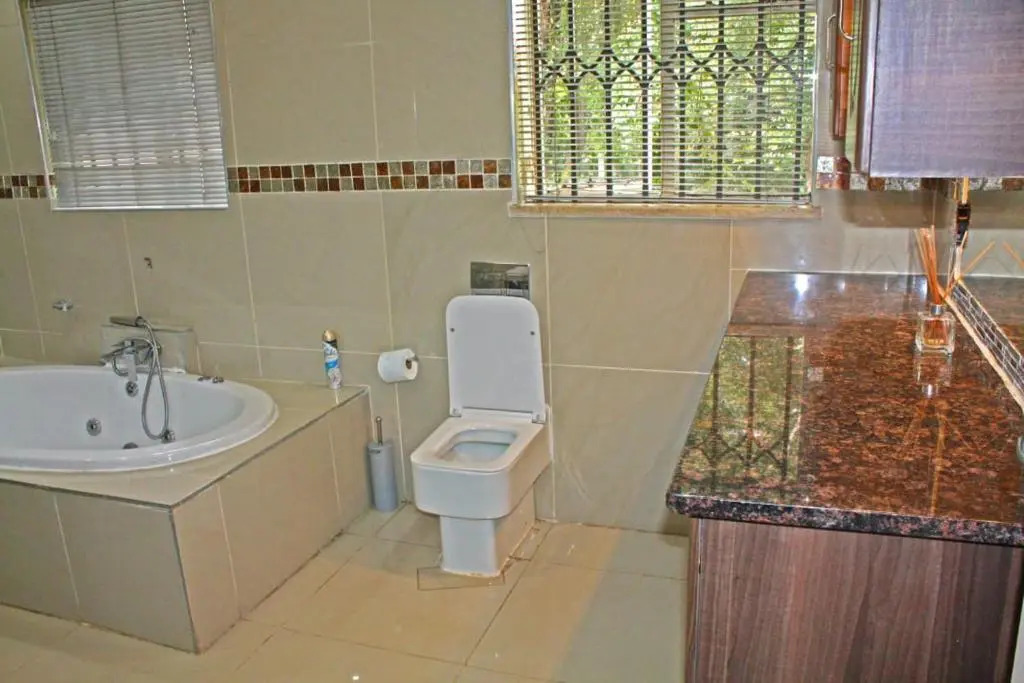 76 Darwin Guesthouse