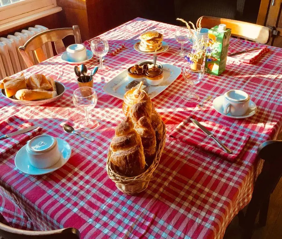 Chambres chez l'habitant et table d'hôtes Crocq "le vieil hôtel"