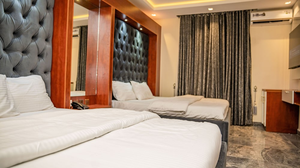 Perly Gate Residence Uyo