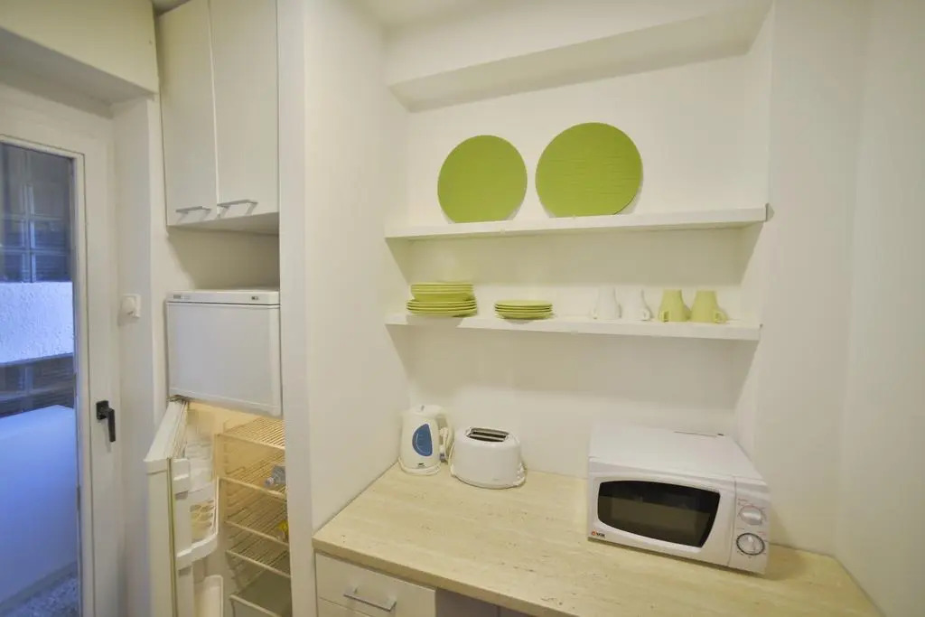 Gaga Apartments