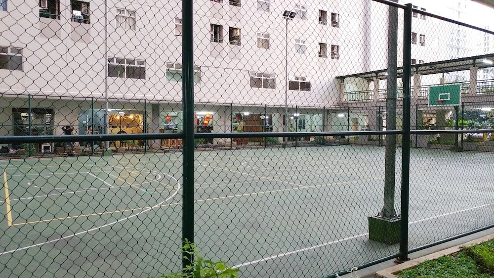 Kalibata Apartment with Sofa Bed Near Shopping Center