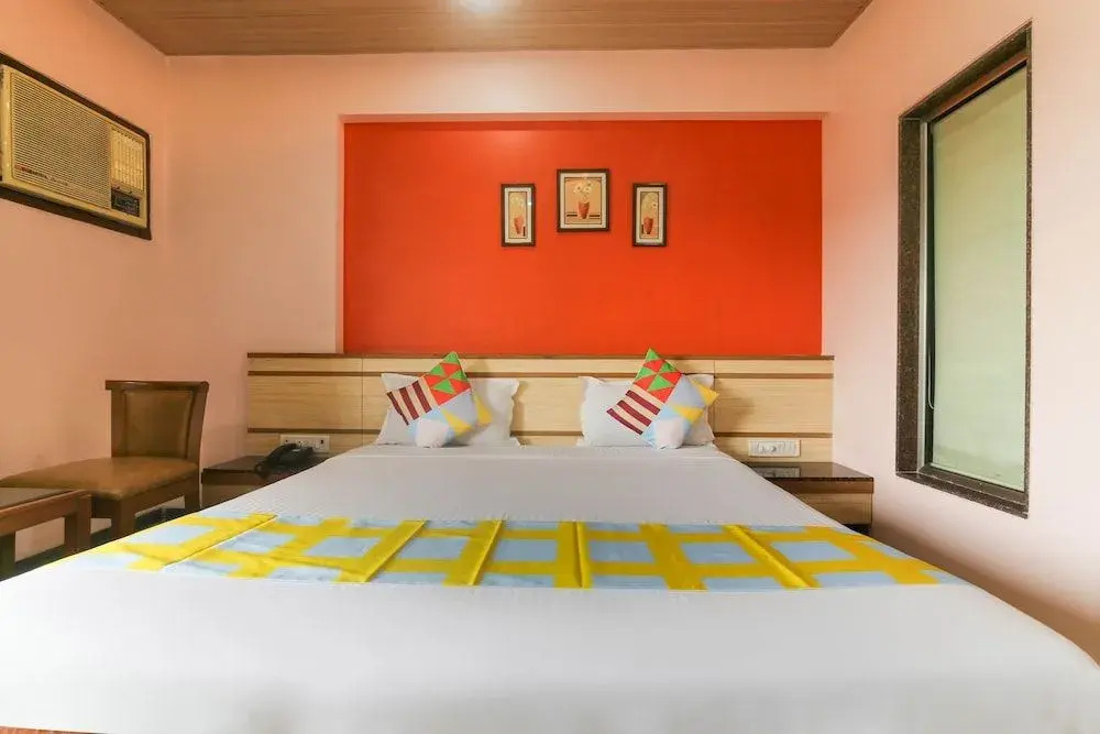 OYO Home 61748 Royal Stay Kalamboli