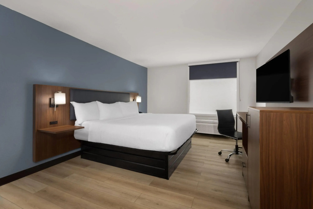 Wingate by Wyndham Dublin Near Claytor Lake State Park