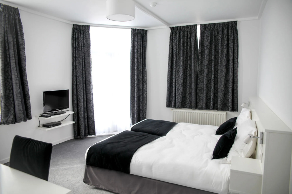 Tracotel
