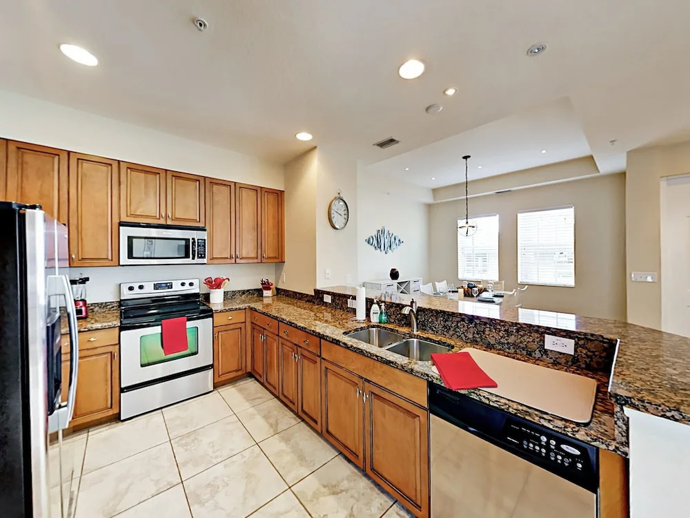 W First Unit #102 - 2 Br Condo