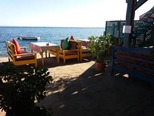 New Yalla Hotel