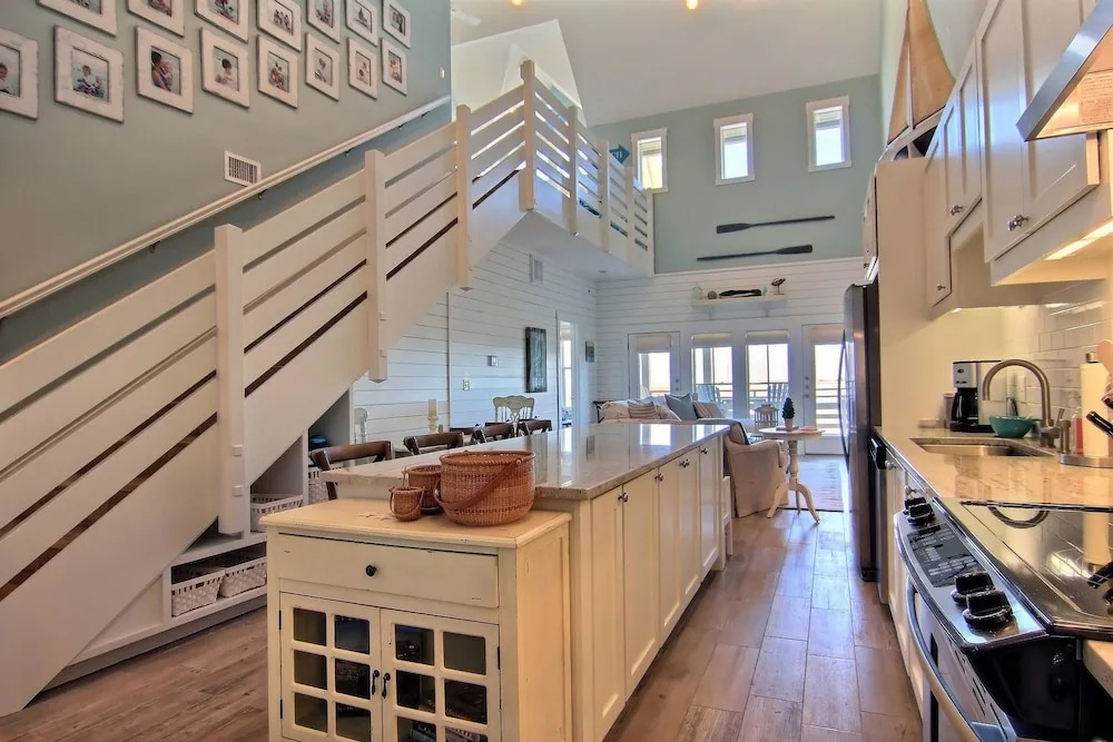 Stunning Cinnamon Shores Condo by TurnKey Vacation Rentals