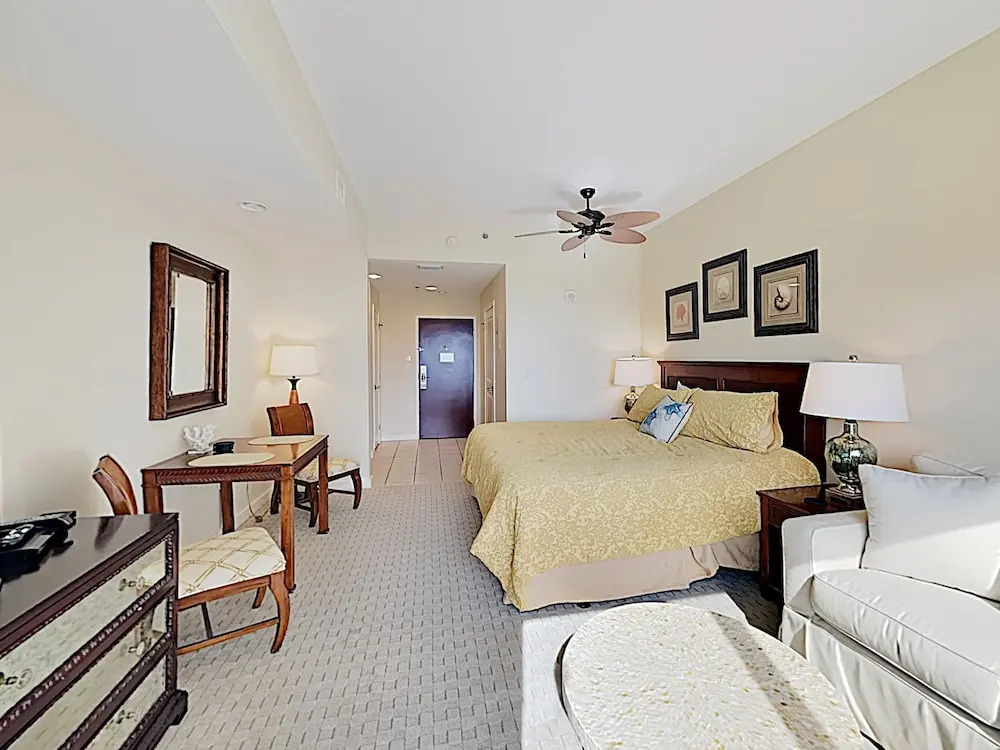 New Listing! Luxe Luau Suite on the Beach W/ Pools Condo
