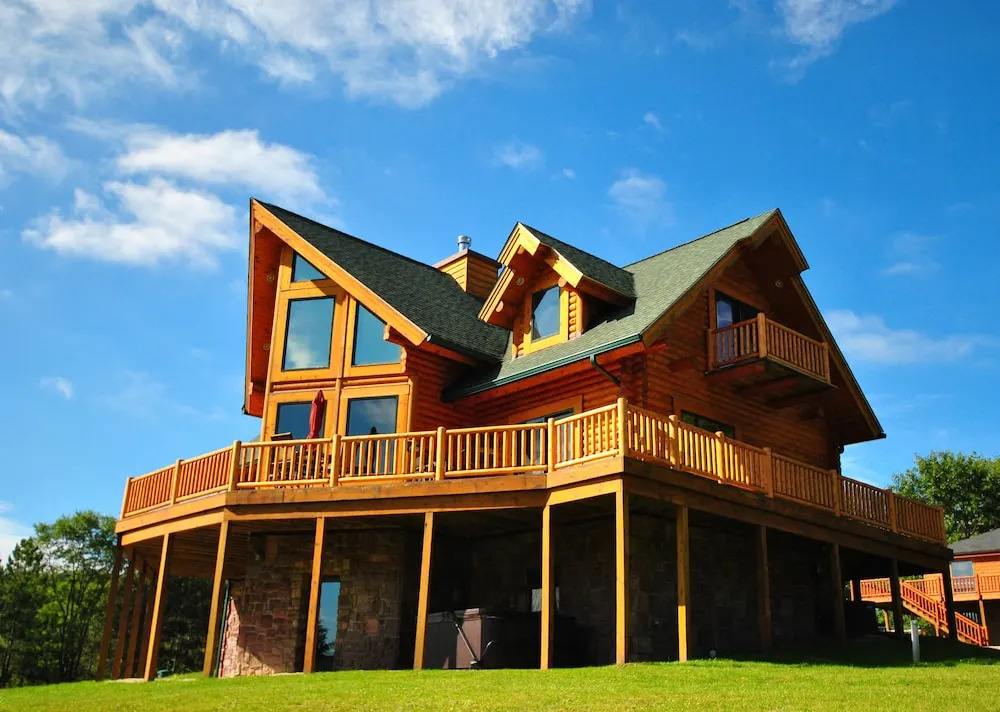 Log Mahal 5 Bedroom House
