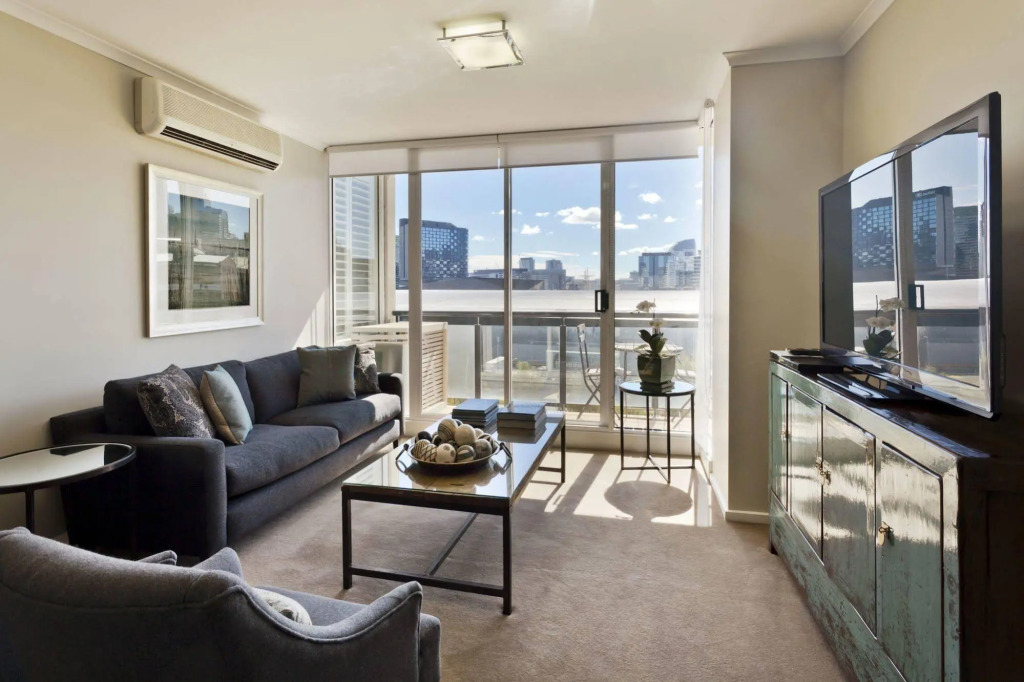 StayCentral - Cityside on Whiteman Street Southbank