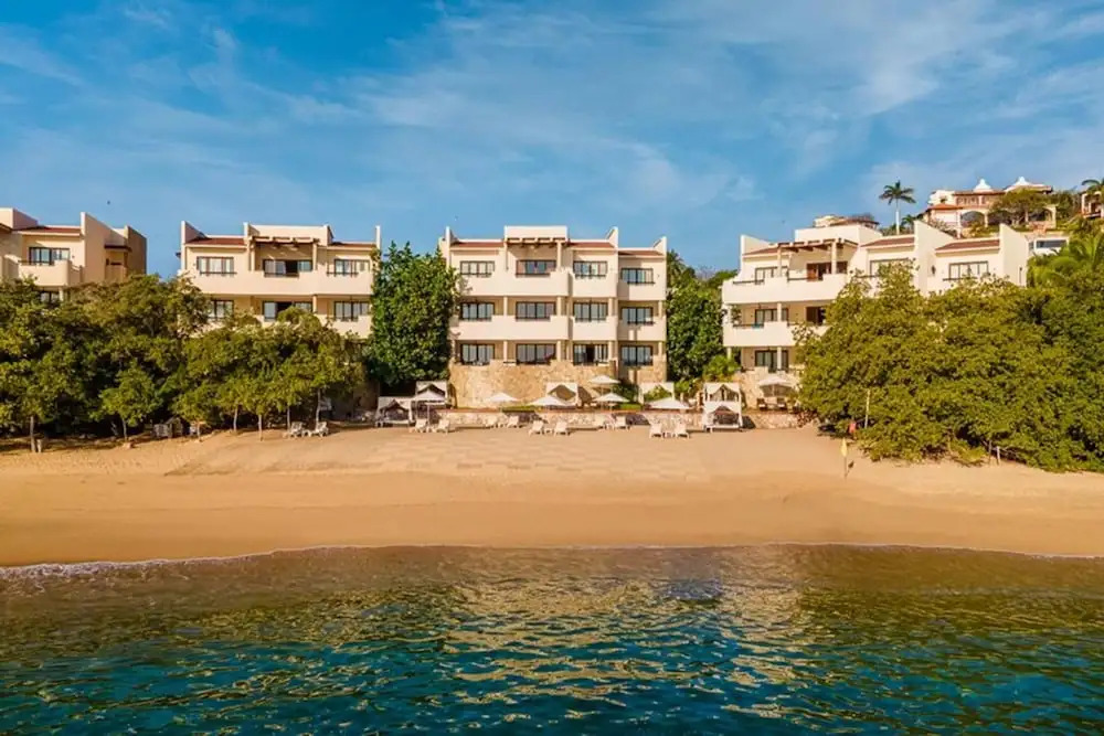 Celeste Curamoria Collection 3BD Ocean View