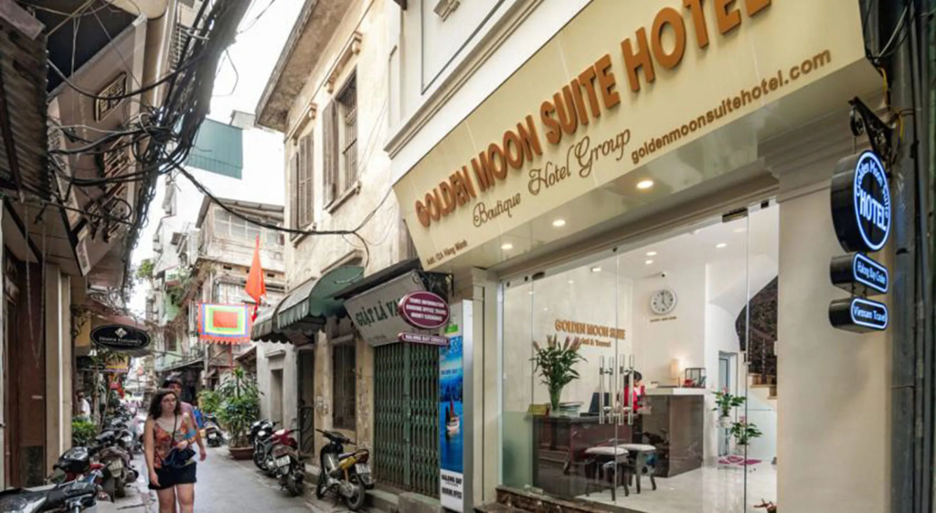 Golden Moon Suite Hotel & Travel