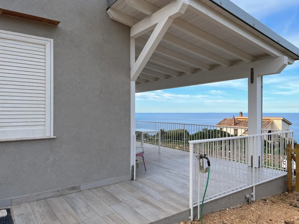 La Veranda Sul Mare Apartment 2 Km From the Zingaro Nature Reserve