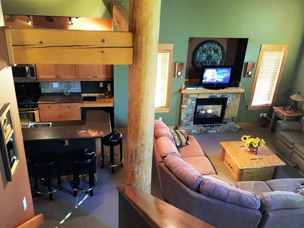 Mountain Town Properties Cascade Lodge 4A