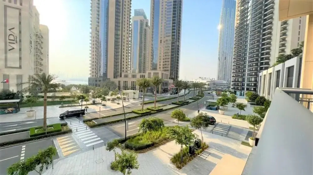 Elegant Luxury Apartment with Stunning Lake Views in Dubai Creek Harbour By ĀYA Boutique