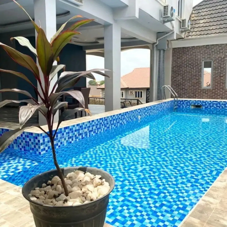 Camas Hotel & Suite Asero Abeokuta